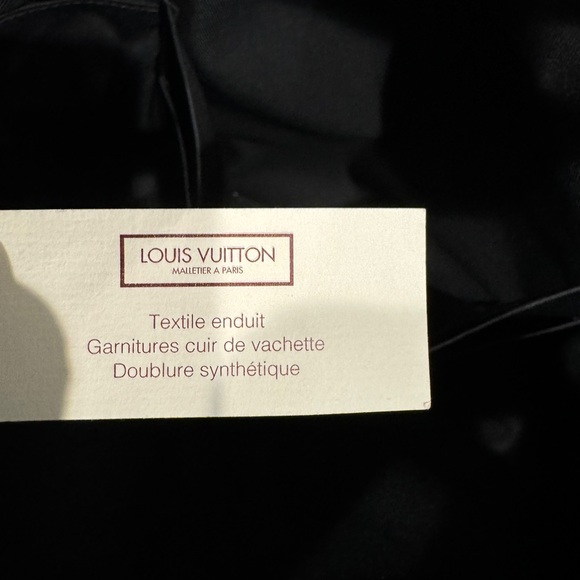 💯Authentic Louis Vuitton Discovery Backpack Monogram Eclipse Canvas. - Picture 15 of 16